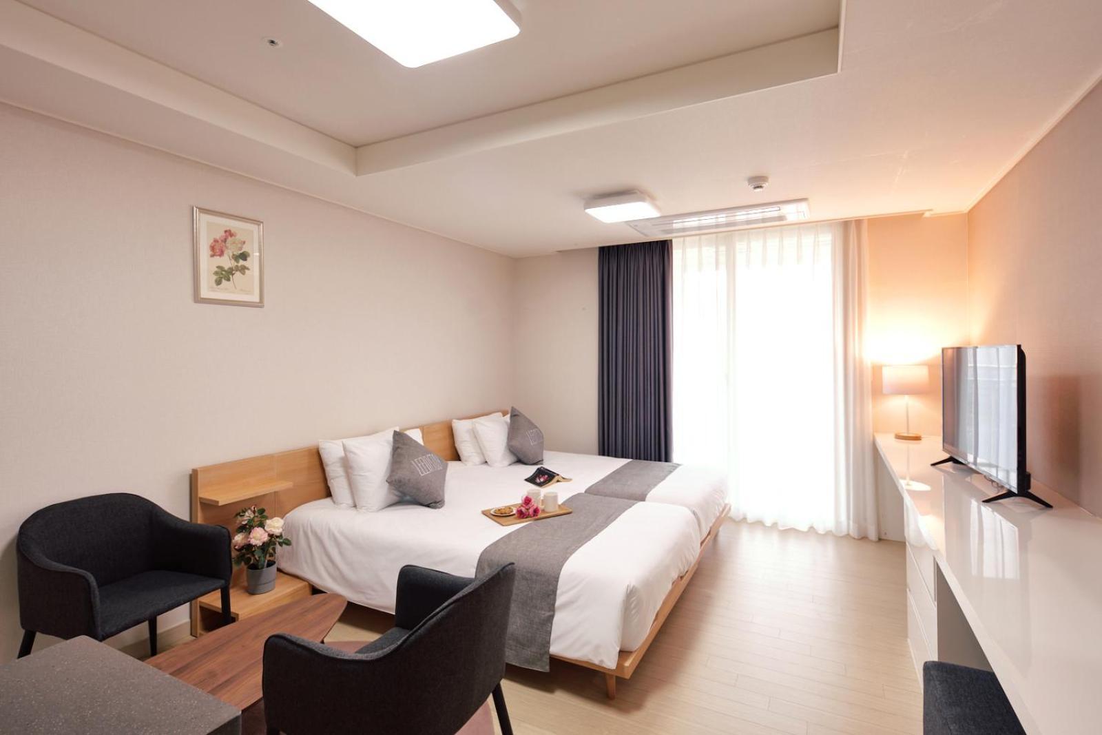 Geoje Leein Stay Hotel Exterior foto